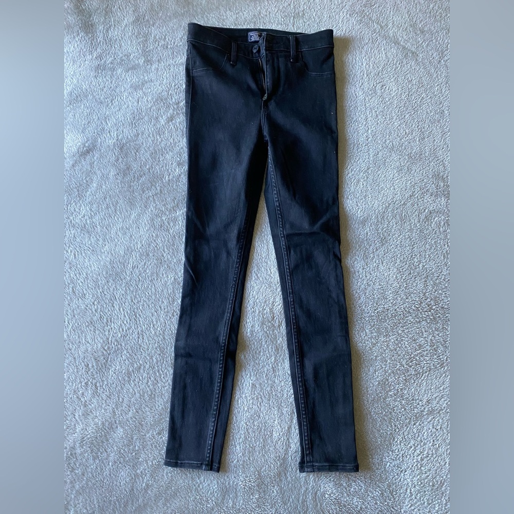 Abercrombie & Fitch Women's Black skinny Jeans